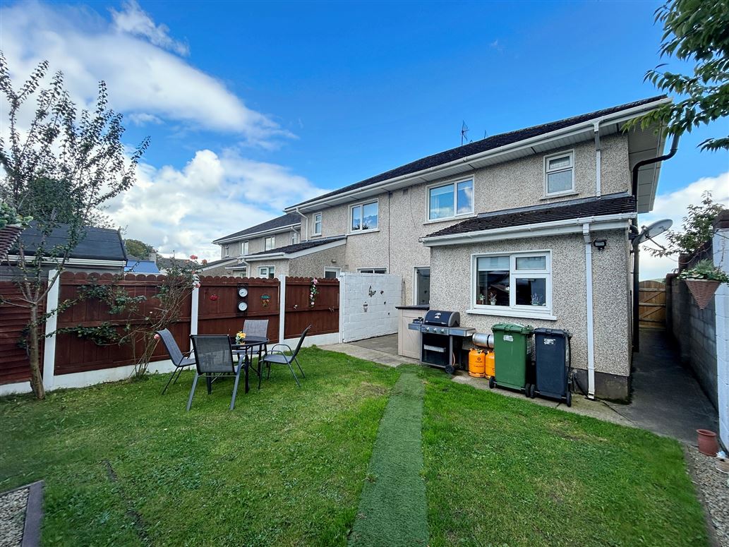 1 Rockypool Gardens, Blessington, Wicklow