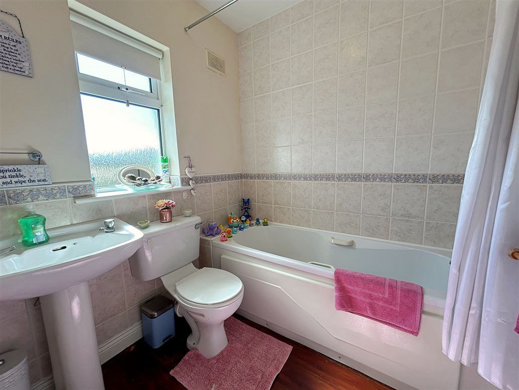 1 Rockypool Gardens, Blessington, Wicklow