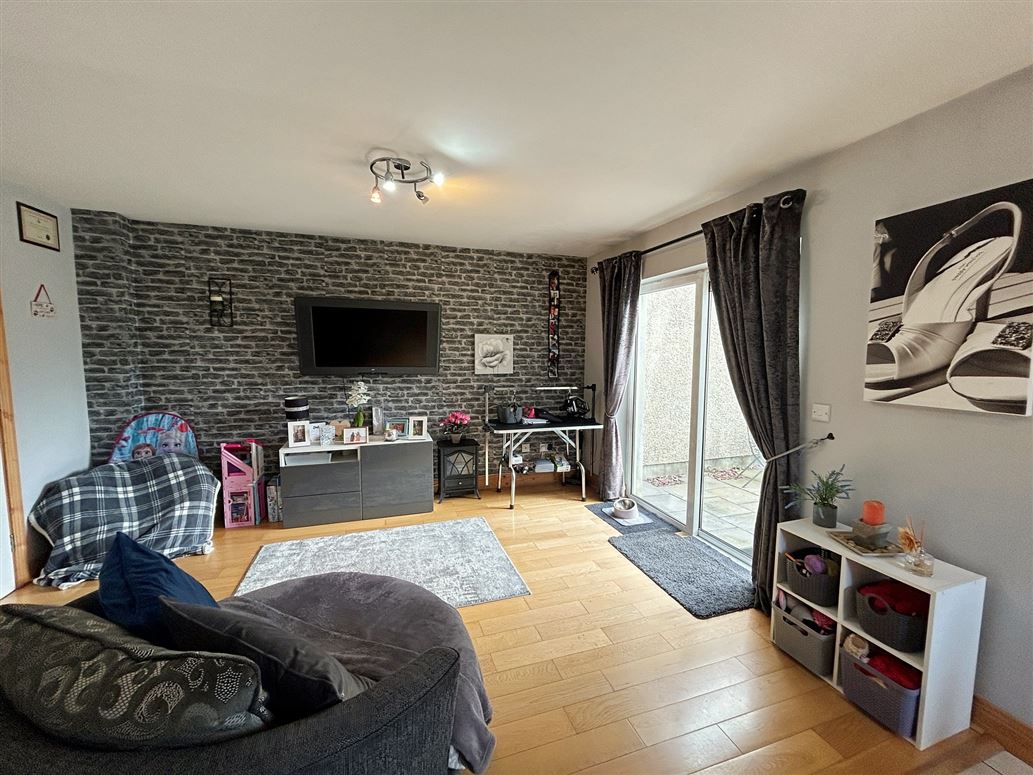 11 The Dale, Downshire Park, Blessington, Wicklow