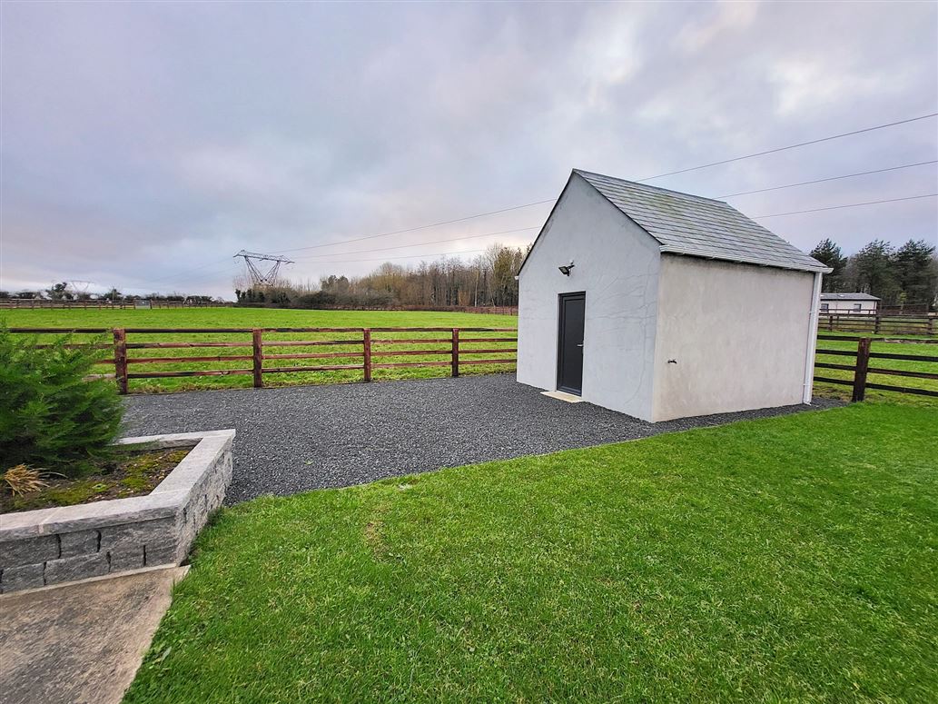 Blackberry Lodge on 3 Acres, Newtown, Rathasker Road, Naas, Kildare