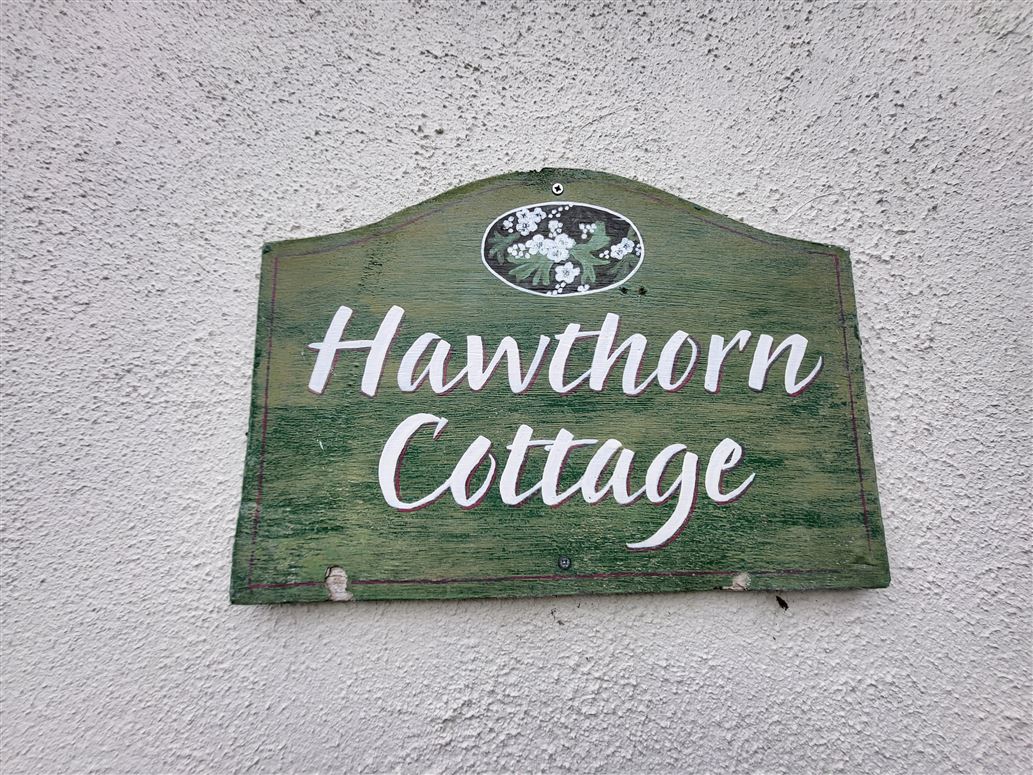 Hawthorn Cottage, Ballyknockan, Blessington, Wicklow