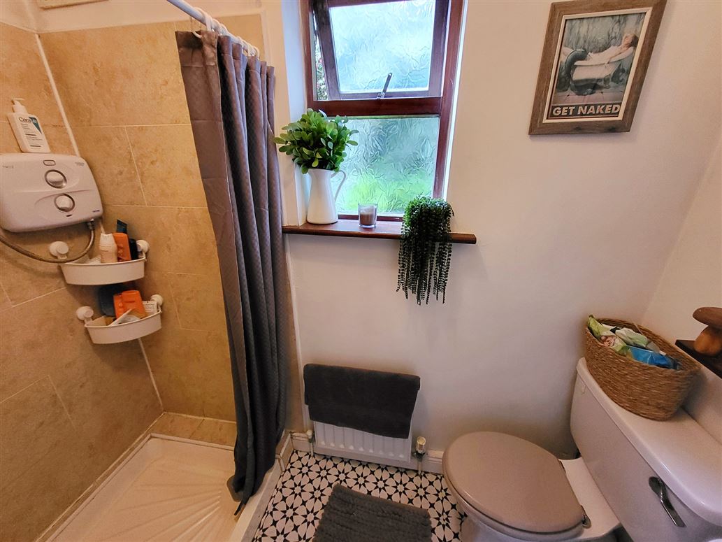 Hawthorn Cottage, Ballyknockan, Blessington, Wicklow