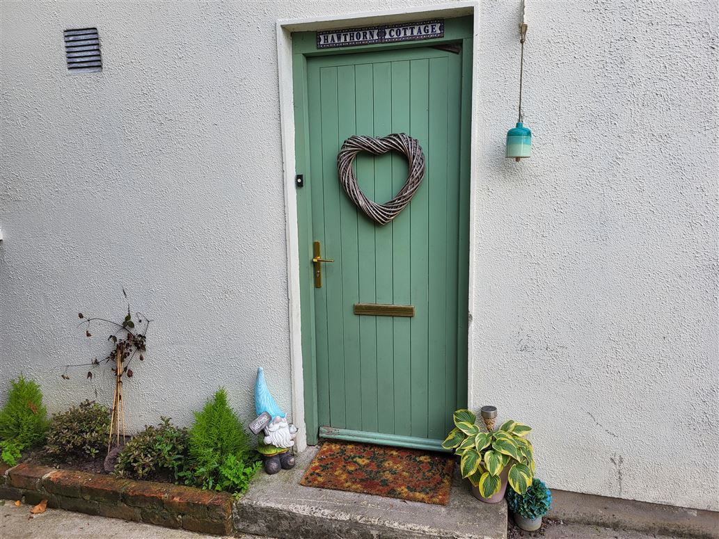 Hawthorn Cottage, Ballyknockan, Blessington, Wicklow